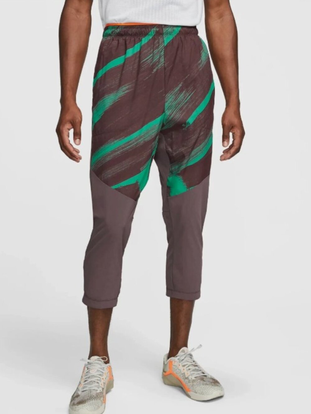 $80 Mens Nike Dri-FIT Sport Clash Woven Training Pants DD1720-203 Brown/Orange L